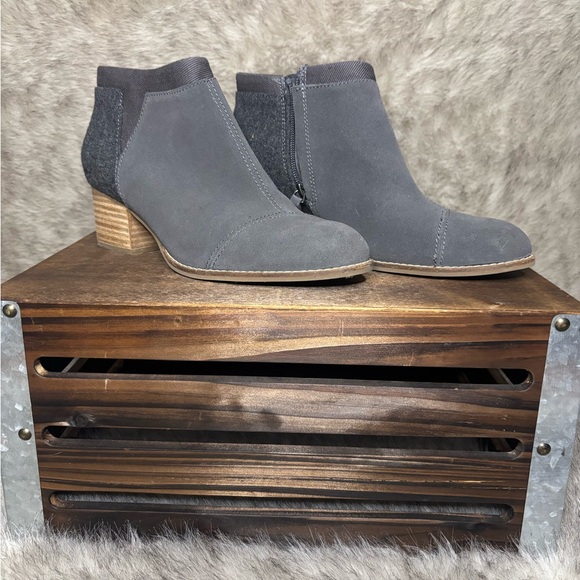 Toms Shoes - Toms Charcoal Ankle Booties